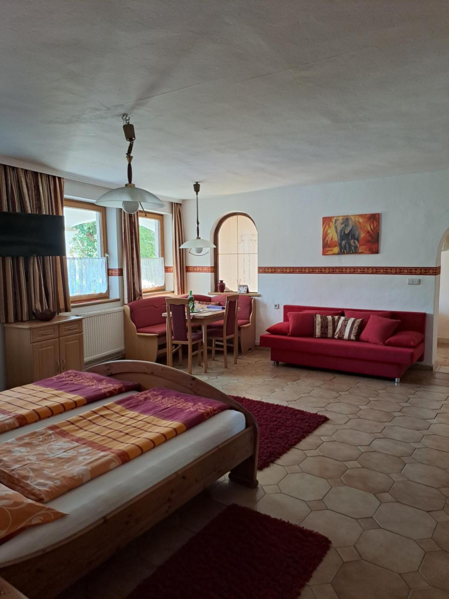 Ferienhaus Fabio Thurnthal Luaran gambar